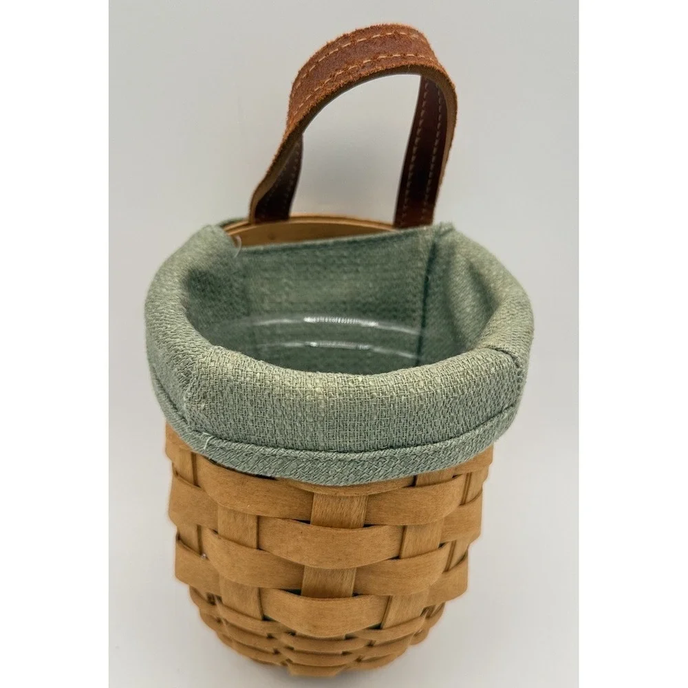 Longaberger 2007 Small Gatehouse Basket W/  Fabric Liner And Protector #6612